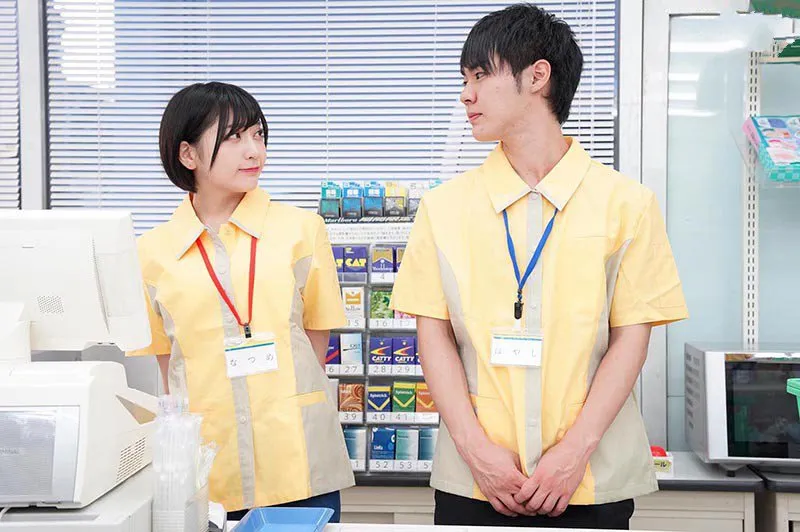 Bí mật địt trộm người chồng khi đi làm thêm ở cửa hàng tiện lợi